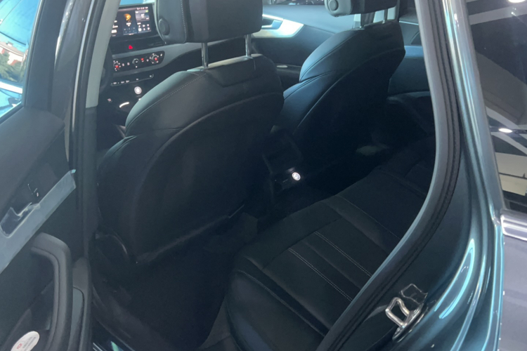 奥迪A4L 2024款 40 TFSI 时尚动感型中控内饰7002