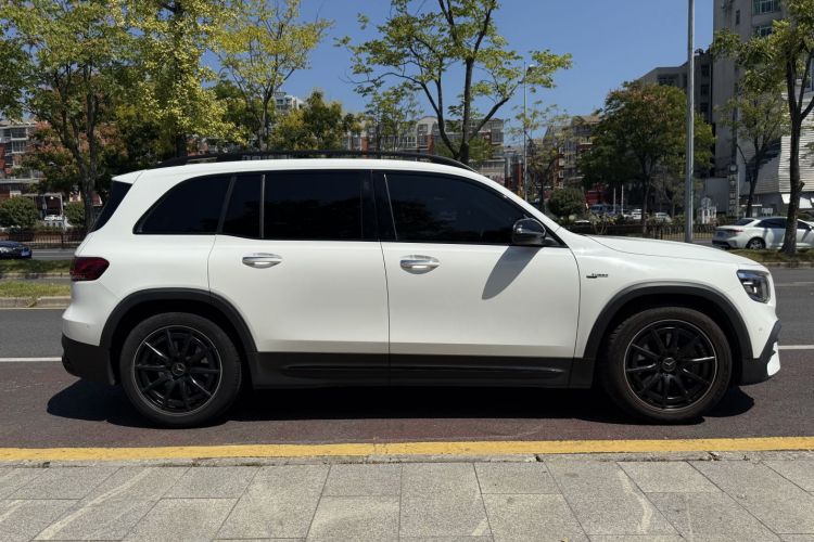 奔驰GLB AMG 2021款 改款 AMG GLB 35 4MATIC车身外观6004