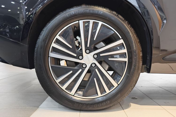 领克08 EM-P 2025款 245km 超长续航Halo车身外观6001