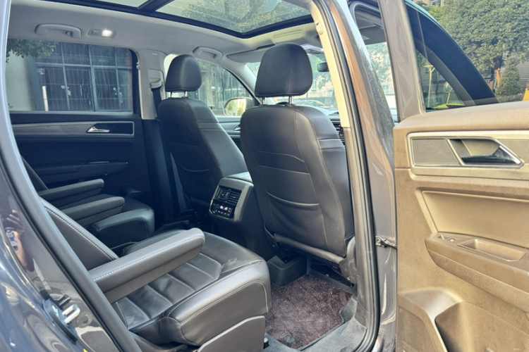 大众 途昂 2017款 380TSI 四驱豪华版局部细节9005