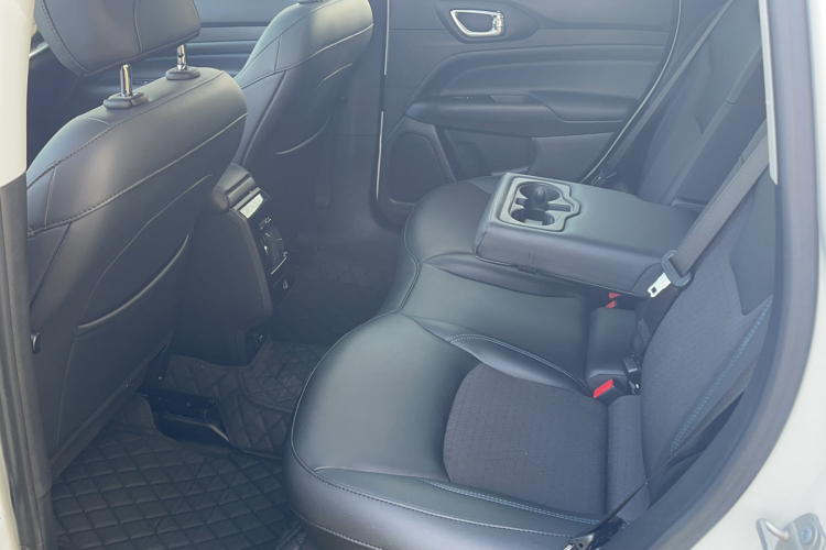 Jeep 指南者 2021款 220T 自动领先版中控内饰7003