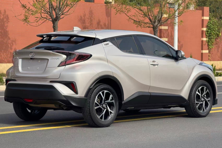 丰田C-HR 2020款 2.0L 豪华版车身外观6001