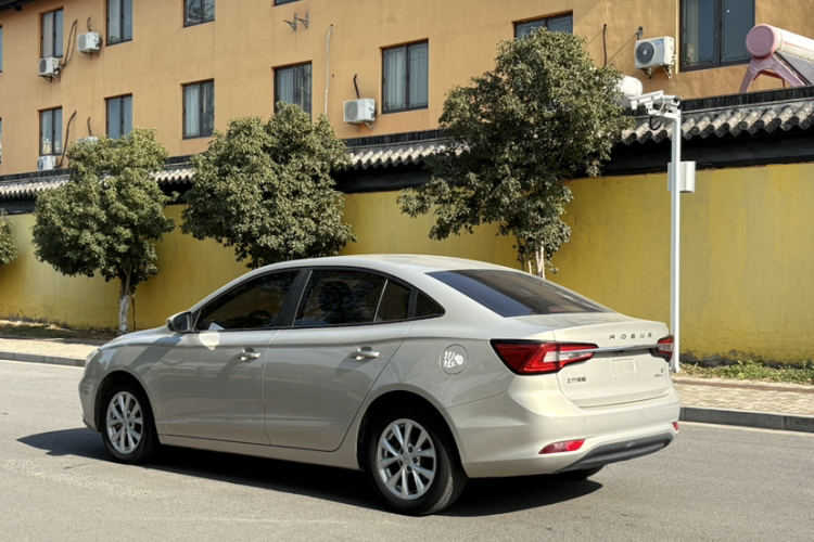 荣威i5 2020款 1.5L 自动4G互联领豪版车身外观6004