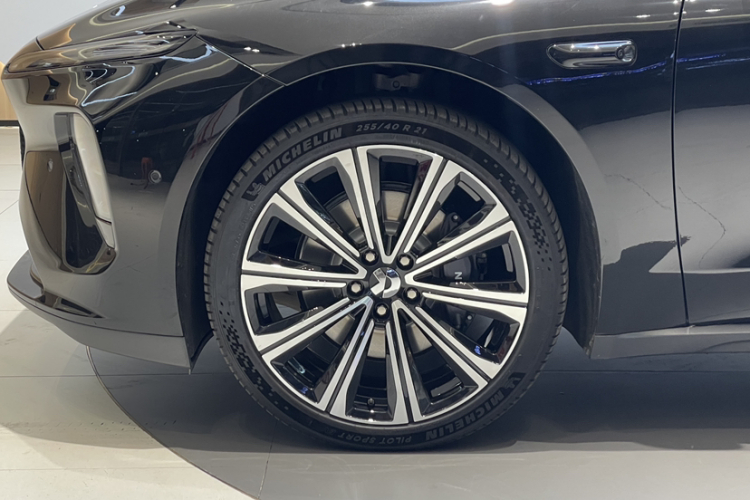 蔚来ET7 2024款 100kWh 行政签名版车身外观6007