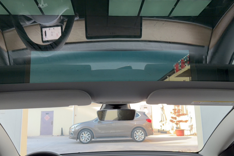 特斯拉 Model 3 2022款 后轮驱动版中控内饰7013