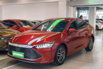 比亚迪 秦PLUS 2021款 DM-i 55KM 旗舰型