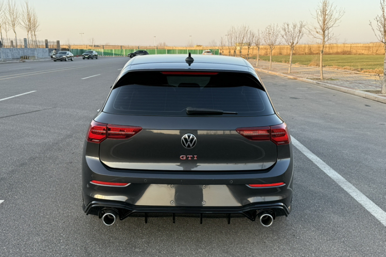 大众 高尔夫GTI 2021款 380TSI DSG GTI车身外观6009