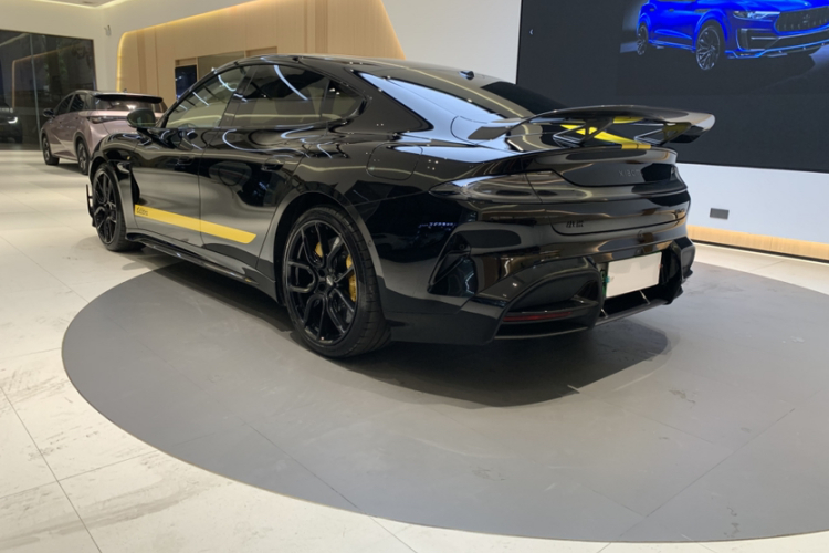 小米汽车 小米SU7 Ultra 2025款 Ultra车身外观6001