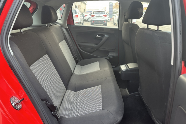 大众 Polo 2011款 1.4L 手动致乐版车身外观6010