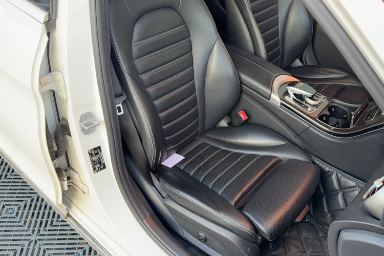 奔驰C级 2015款 改款 C 200 L局部细节41