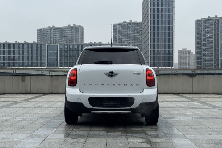 MINI Countryman 2016款 1.6T COOPER ALL4 Fun装备控车身外观6007