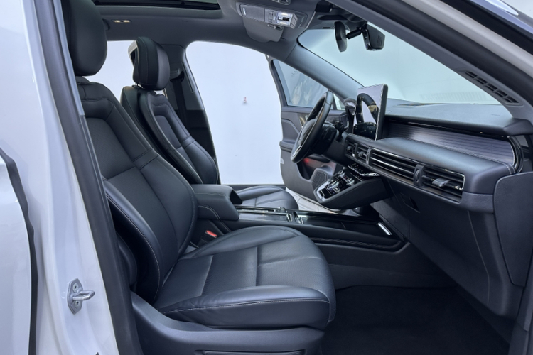 林肯 冒险家 2020款 2.0T 两驱尊享版中控内饰7002