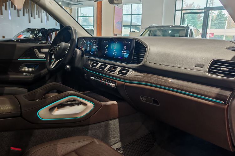 奔驰GLE 2020款 改款 GLE 350 4MATIC 时尚型中控内饰7005