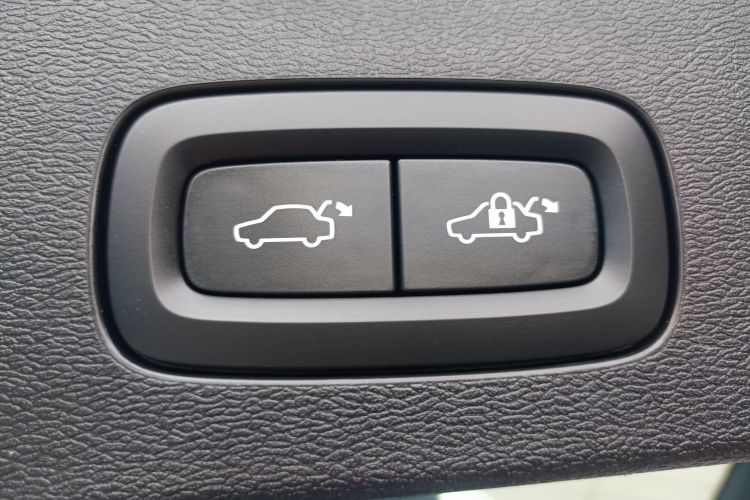 沃尔沃V60 2024款 B5 智远豪华版局部细节9010