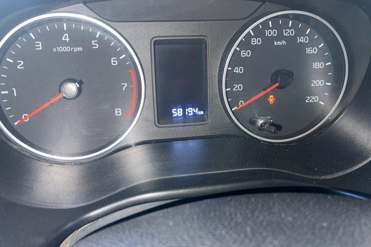 起亚 焕驰 2017款 1.4L 手动智享版Value中控内饰15