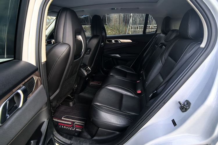 领克01 2017款 2.0T 两驱型Pro版中控内饰7003