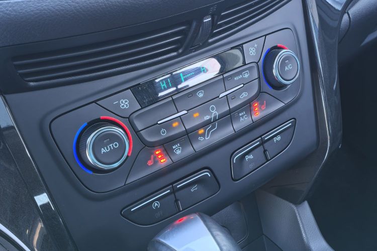 福特 翼虎 2017款 EcoBoost 245 四驱运动型中控内饰7015