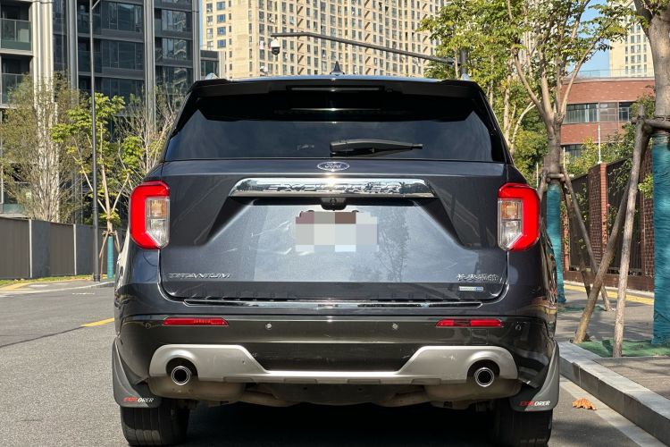 福特 探险者 2020款 EcoBoost 285 四驱钛金版 7座车身外观6004