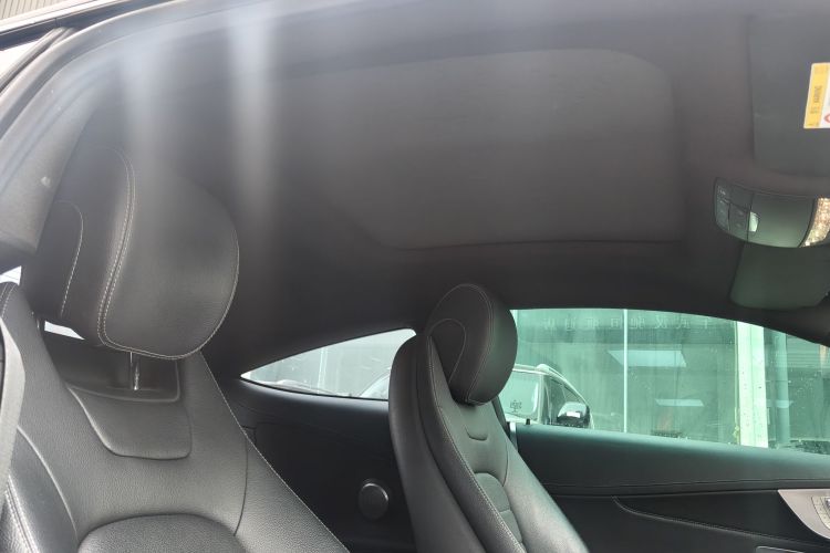 奔驰C级(进口) 2017款 C 200 4MATIC 轿跑版局部细节22