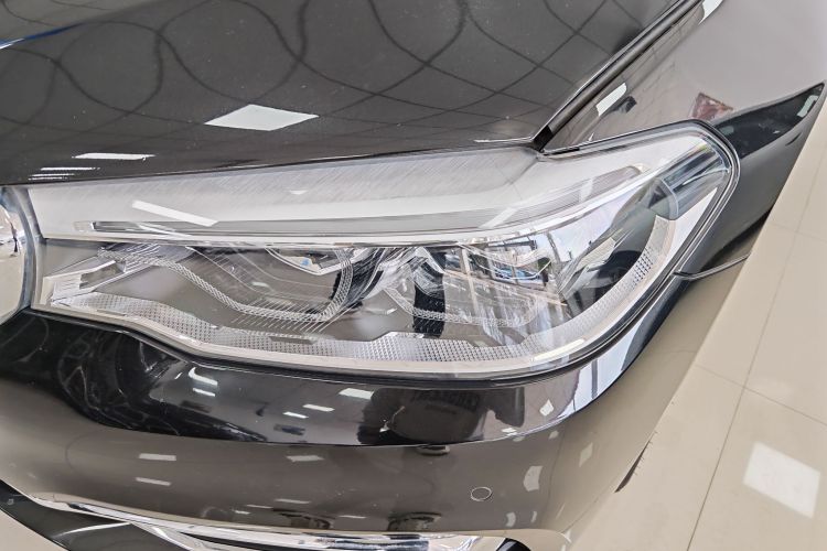 宝马5系 2020款 530Li 领先型 豪华套装车身外观6007