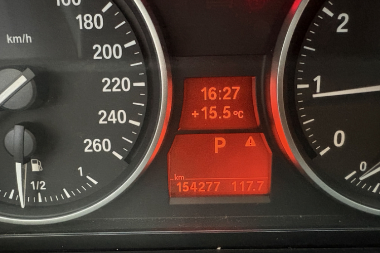 宝马X1 2014款 sDrive18i 运动设计套装中控内饰15