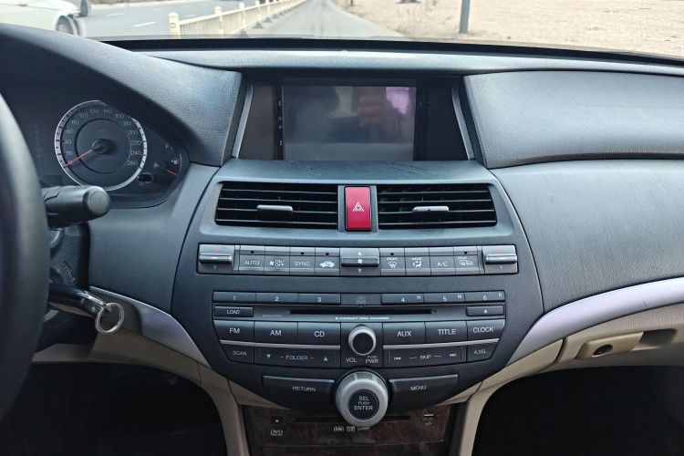 本田 雅阁 2012款 2.0L SE局部细节16