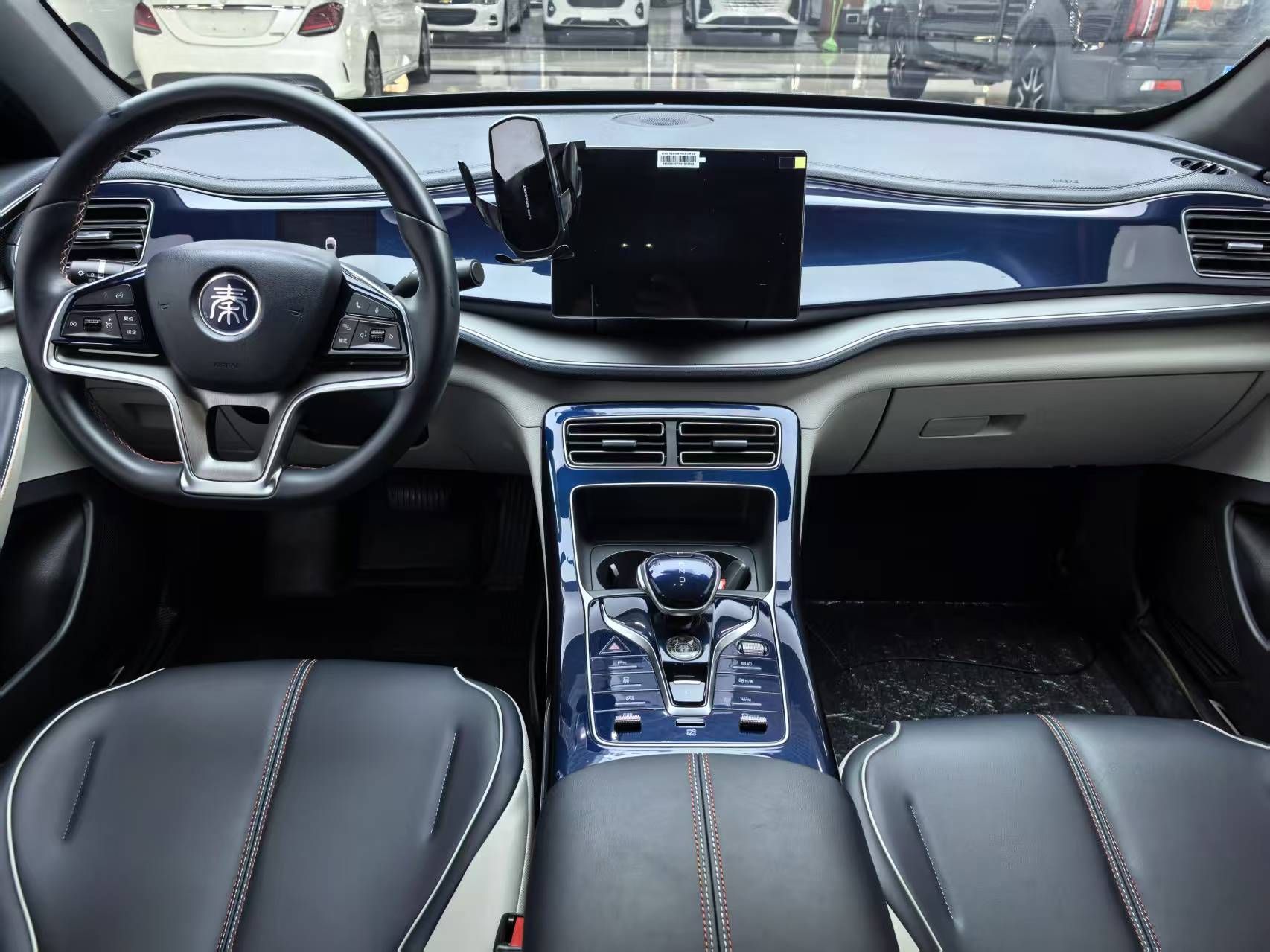 比亚迪 秦PLUS 2021款 EV 400KM 豪华型