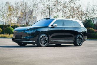 鸿蒙智行 问界M9 2024款 增程 Ultra版 42kWh 6座版