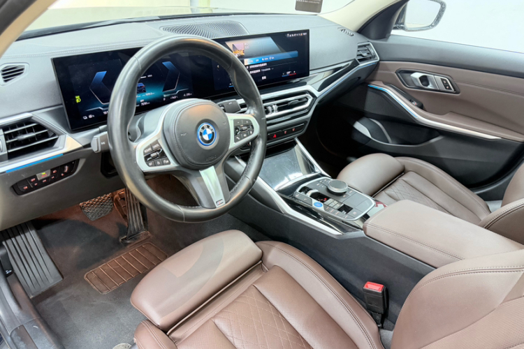 宝马i3 2022款 eDrive 35 L局部细节9005