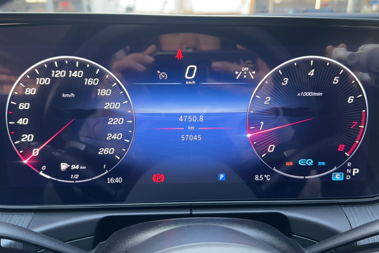 奔驰C级 2022款 C 200 L 运动版中控内饰15