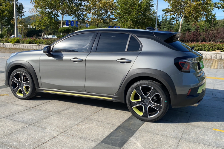 领克02 2022款 2.0TD DCT耀Pro车身外观6005