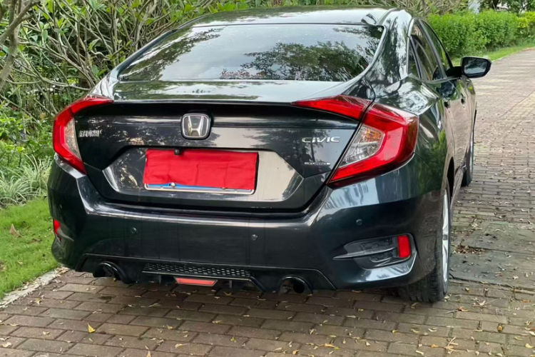 本田 思域 2016款 180TURBO CVT舒适版车身外观6001