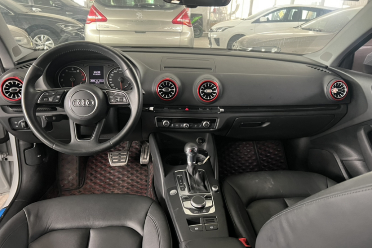 奥迪A3 2020款 Limousine 35 TFSI 风尚型 国VI中控内饰7001