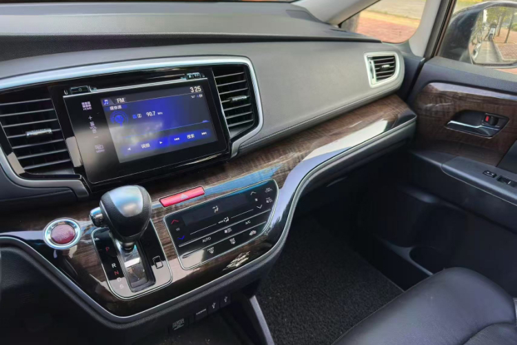 本田 奥德赛 2015款 改款 2.4L 智享版车身外观6002