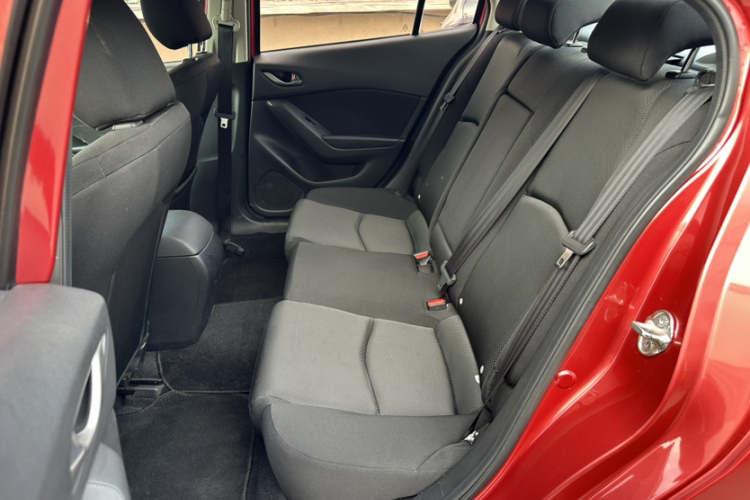 马自达3 昂克赛拉 2017款 三厢 1.5L 手动舒适型 国V中控内饰7004