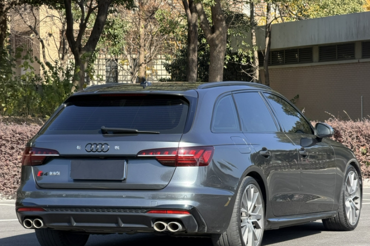 奥迪S4 2023款 S4 Avant 3.0TFSI车身外观6007