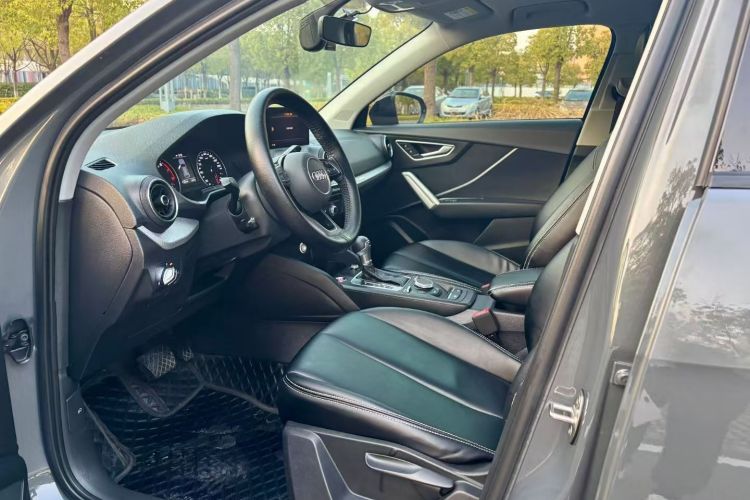 奥迪Q2L 2021款 35 TFSI 进取动感型车身外观6006