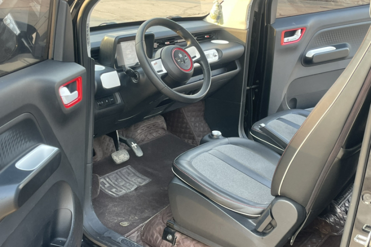 五菱汽车 宏光MINIEV 2022款 GAMEBOY 300km 玩咖款 磷酸铁锂车身外观6003