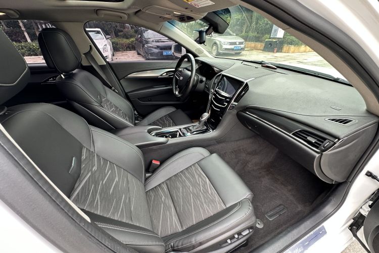 凯迪拉克ATS-L 2017款 28T 技术型中控内饰7006