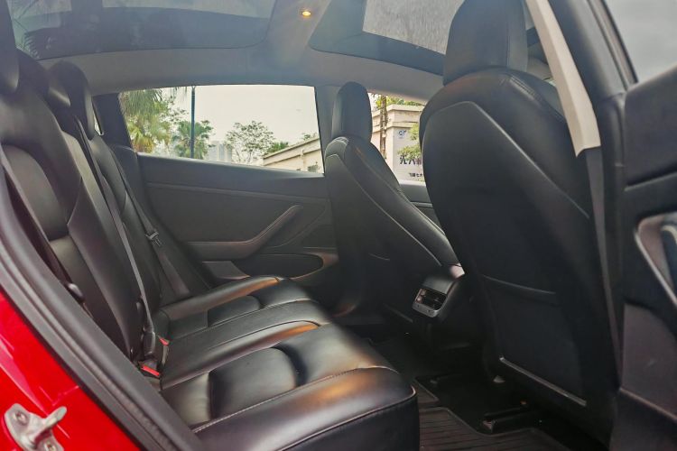 特斯拉 Model 3 2019款 标准续航后驱升级版中控内饰7009