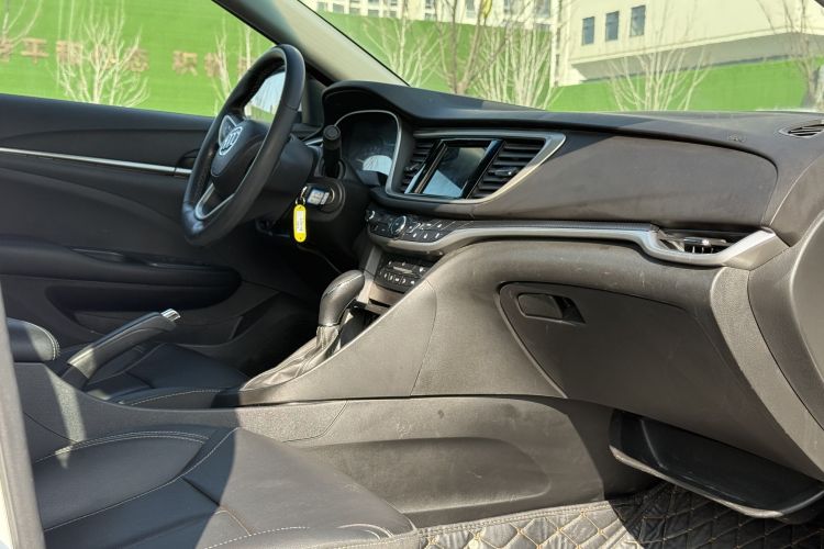 别克 英朗 2019款 18T 自动互联精英型 国VI中控内饰7003