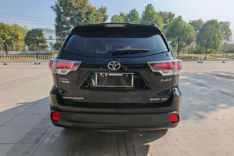 丰田 汉兰达 2017款 2.0T 四驱豪华版 7座车身外观6006