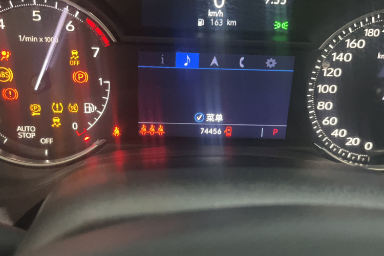 凯迪拉克CT4 2020款 28T 精英型中控内饰15