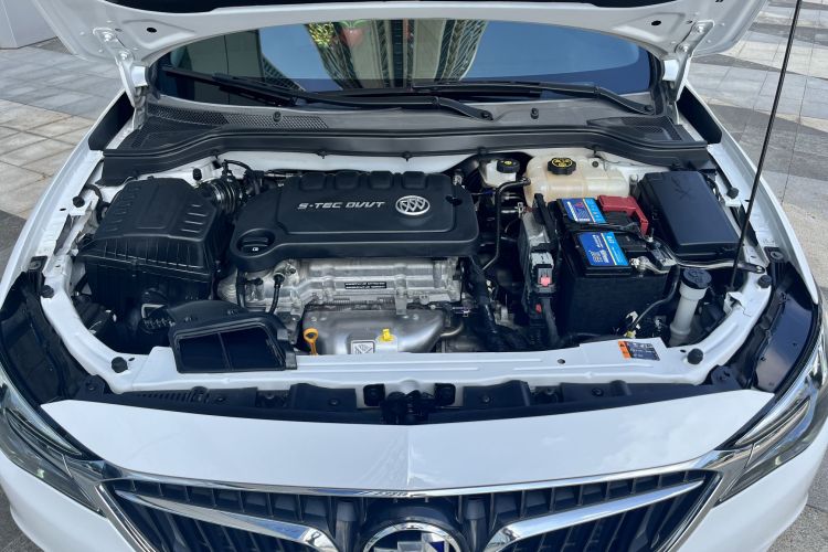 别克 英朗 2021款 改款 典范 1.5L 自动精英型局部细节24