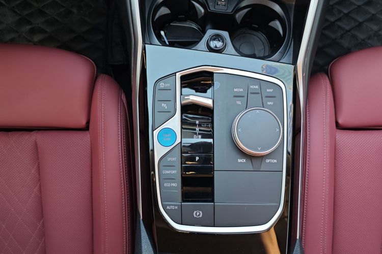 宝马i3 2022款 eDrive 35 L中控内饰7007