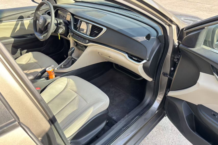 别克 英朗 2021款 典范 1.5L 自动精英型中控内饰7003