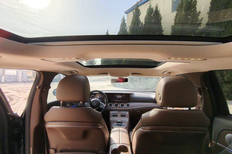 奔驰E级 2020款 E 260 L中控内饰7002