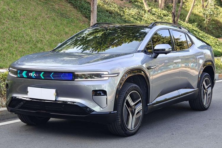 长安启源E07 2025款 纯电 四驱 90kWh Ultra高性能版车身外观1