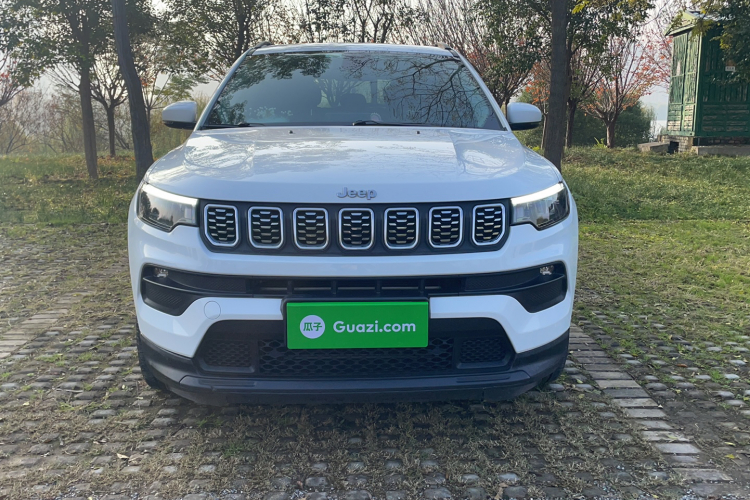 Jeep 指南者 2021款 220T 自动领先版车身外观6001