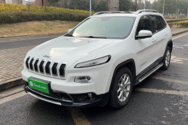 Jeep 自由光 2017款 2.0L 优越版